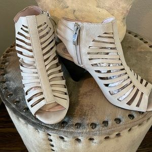 Vince Canute suede scrappy sandals